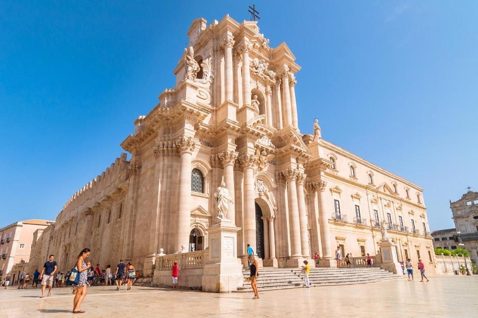 Villa Casale Hibiscus Santa Maria del Focallo Esterno foto